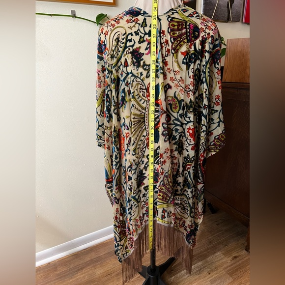🪷 Velvet Fringe Kimono, Multicolored Velvet Flowers, Fringe, Jacket, Cover Up - Picture 7 of 9